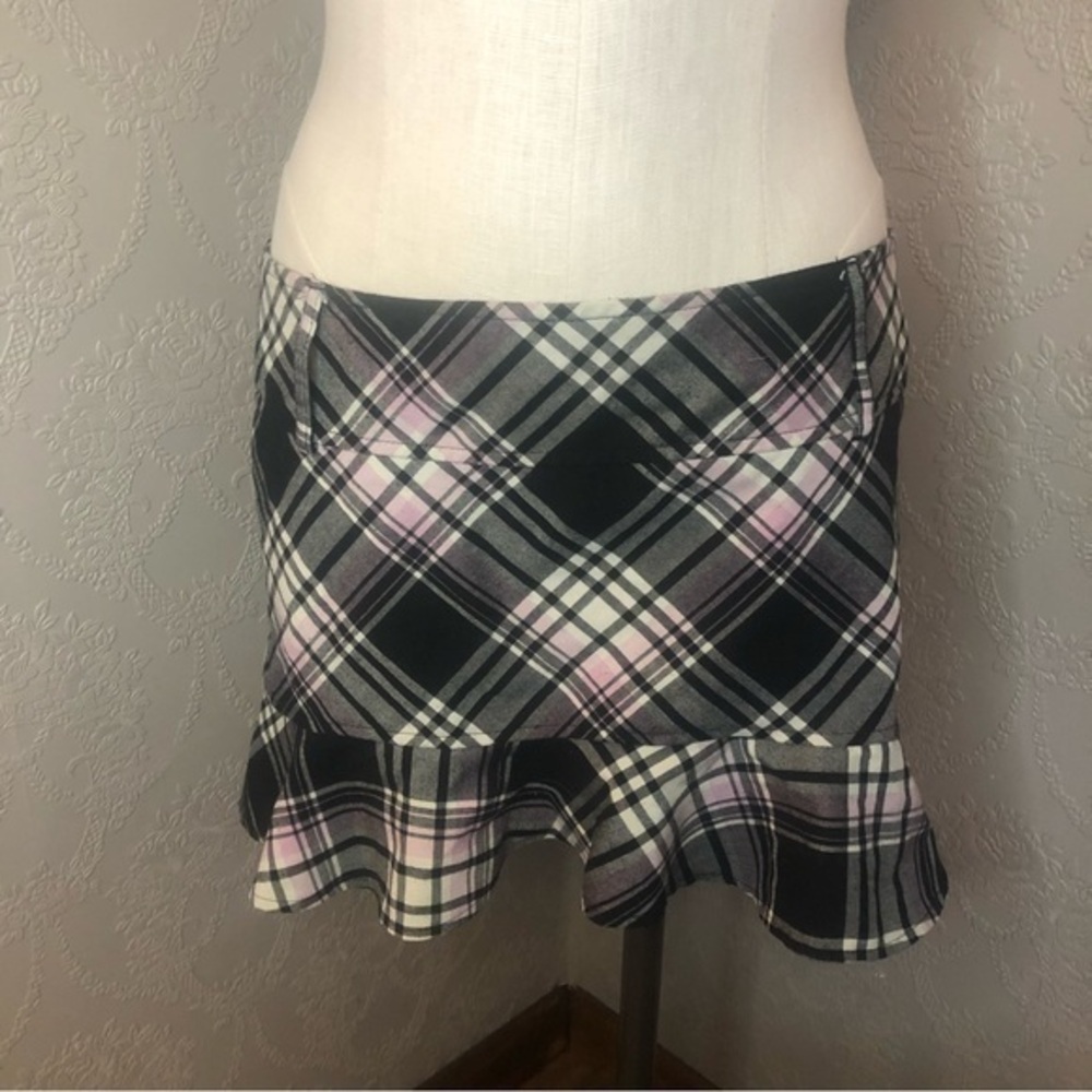 Tracy Evans Plaid Mini Skirt Y2K 90’s style 11